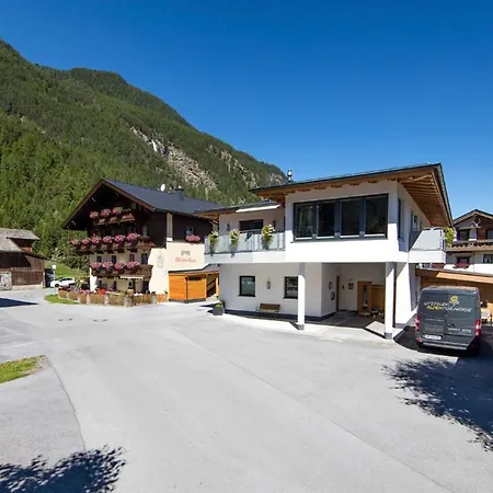 Hotel apartamentowy Albert'n Haus 4*