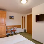 Albert'n Haus Aparthotel 4*